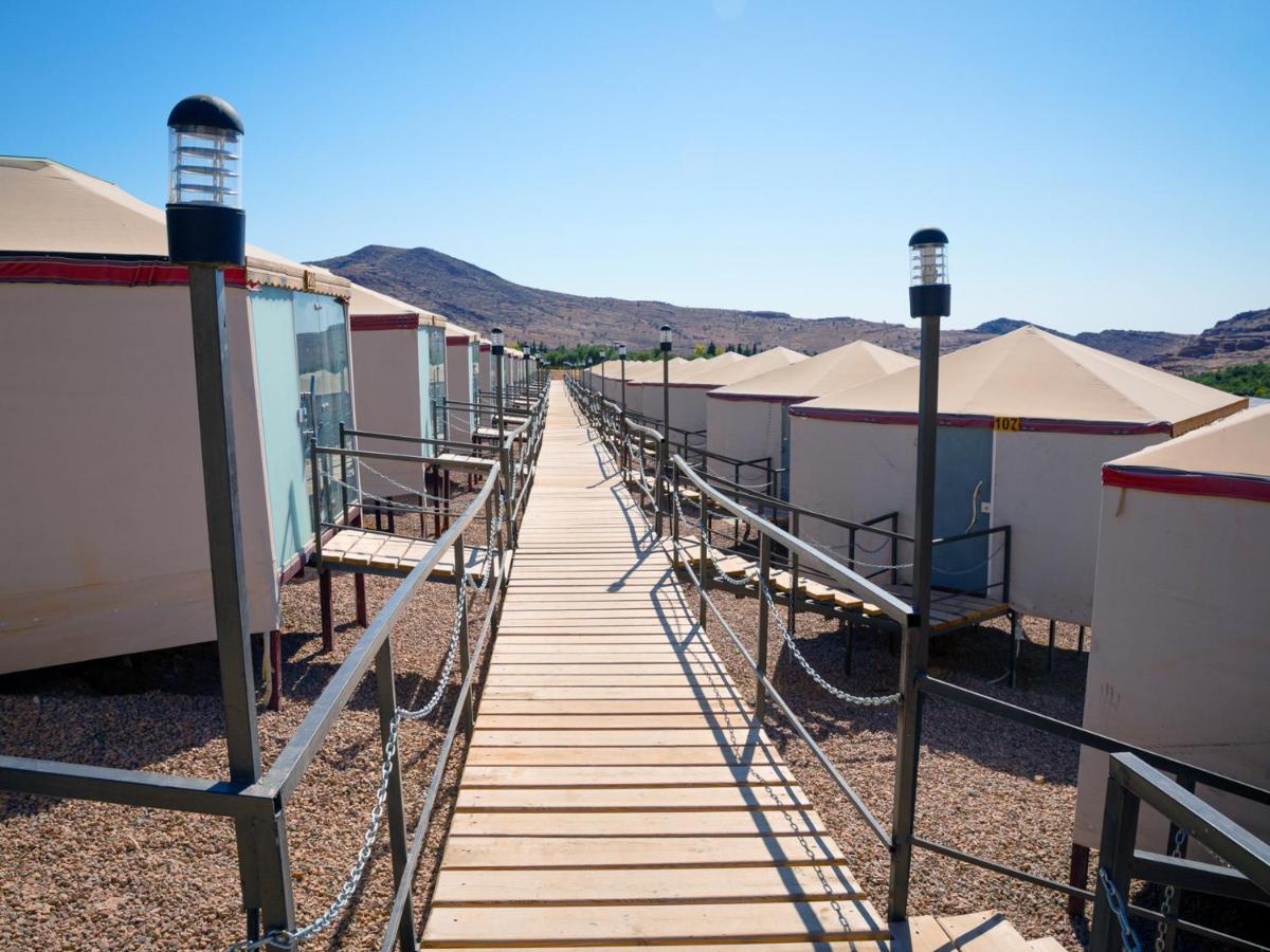 The Rock Camp Petra Hotel Wadi Musa